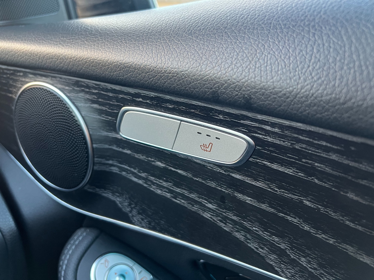 Used Mercedes-Benz GLC 2019 for sale - 76696571: Photo 46