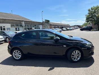 Used Vauxhall Astra 2018 for sale - 79140226: Photo