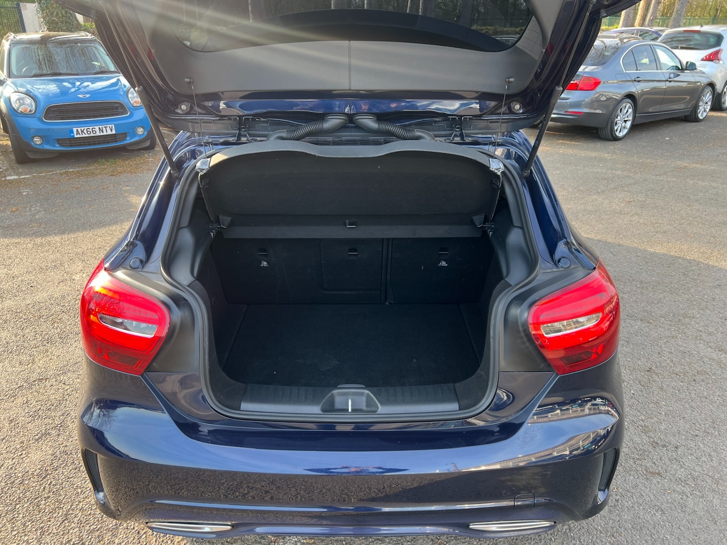 Used Mercedes-Benz A-Class 2017 for sale - 77951056: Photo 9