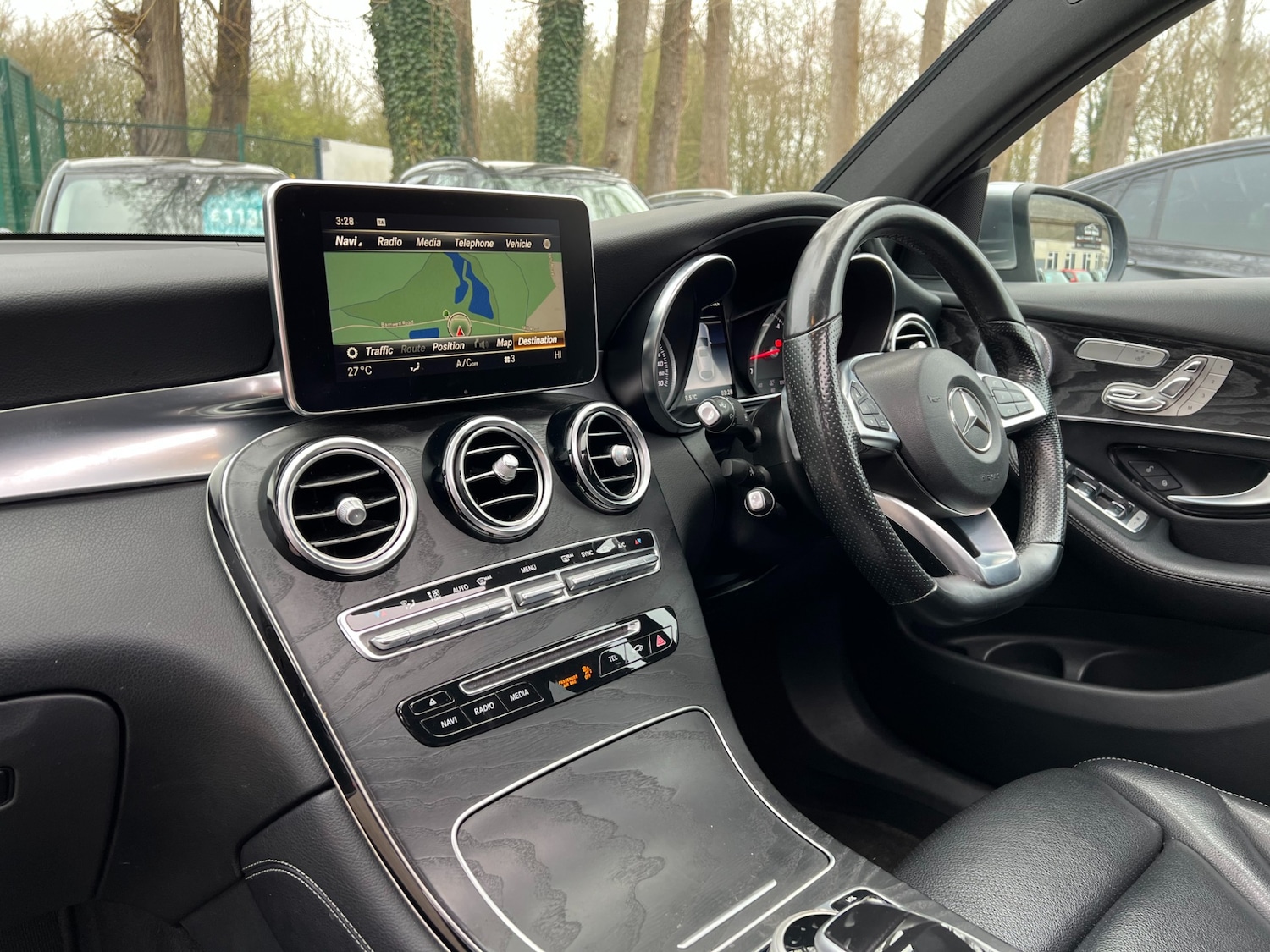 Used Mercedes-Benz GLC 2018 for sale - 77746409: Photo 17