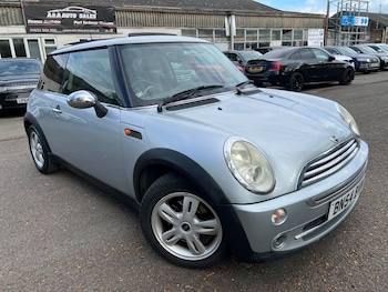 Used MINI Hatch 2004 for sale - 78296761: Photo
