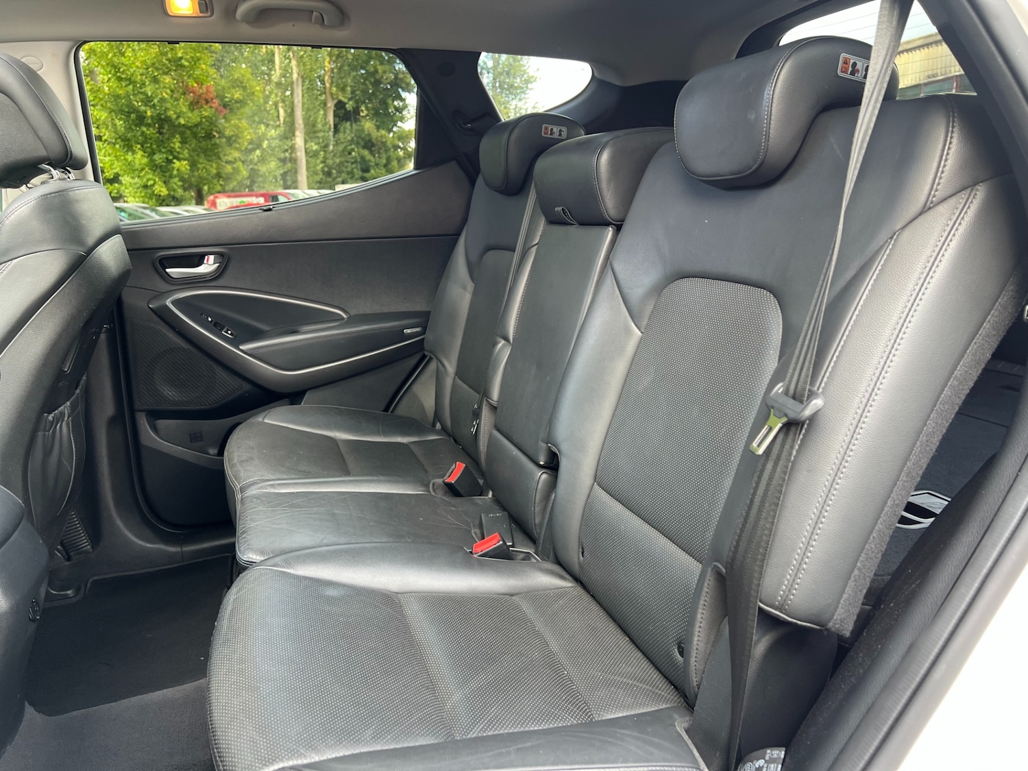 Used Hyundai Santa Fe 2015 for sale - 77261079: Photo 18