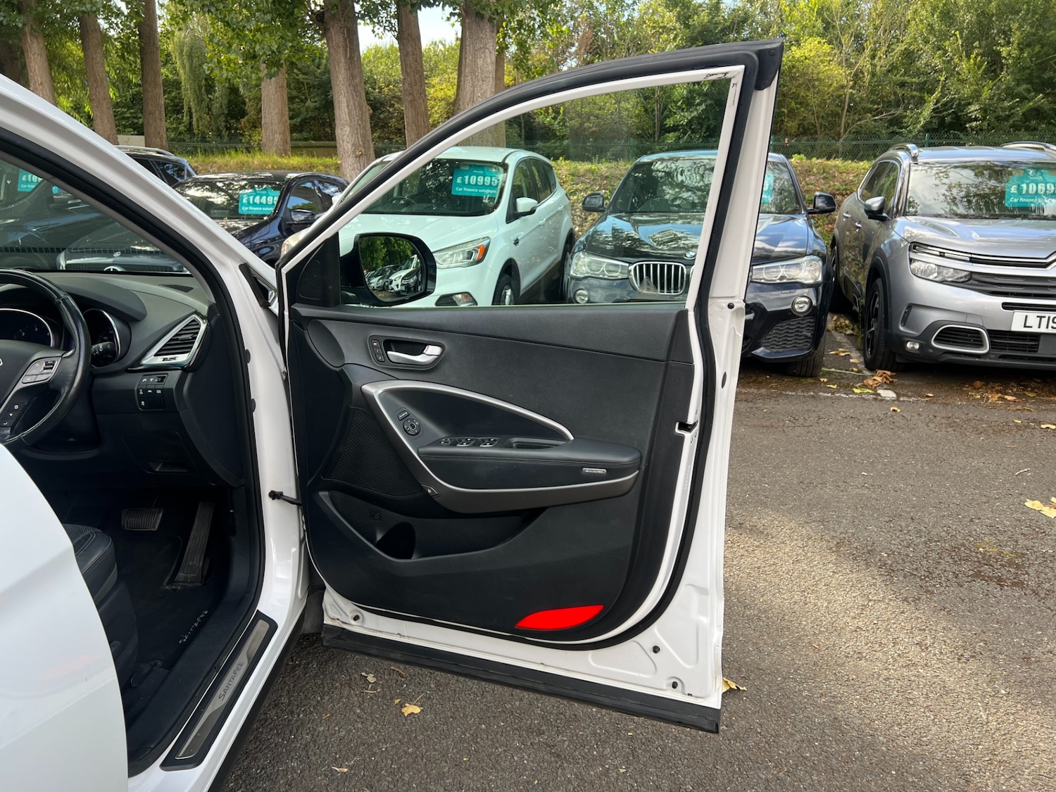 Used Hyundai Santa Fe 2015 for sale - 77261079: Photo 34