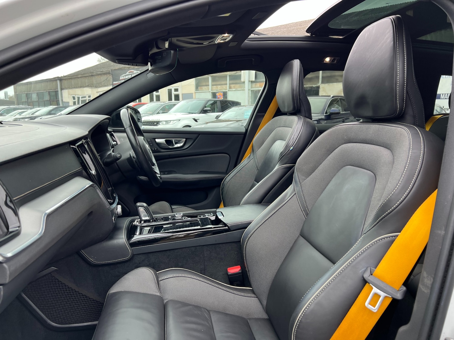 Used Volvo V60 2020 for sale - 78040597: Photo 19