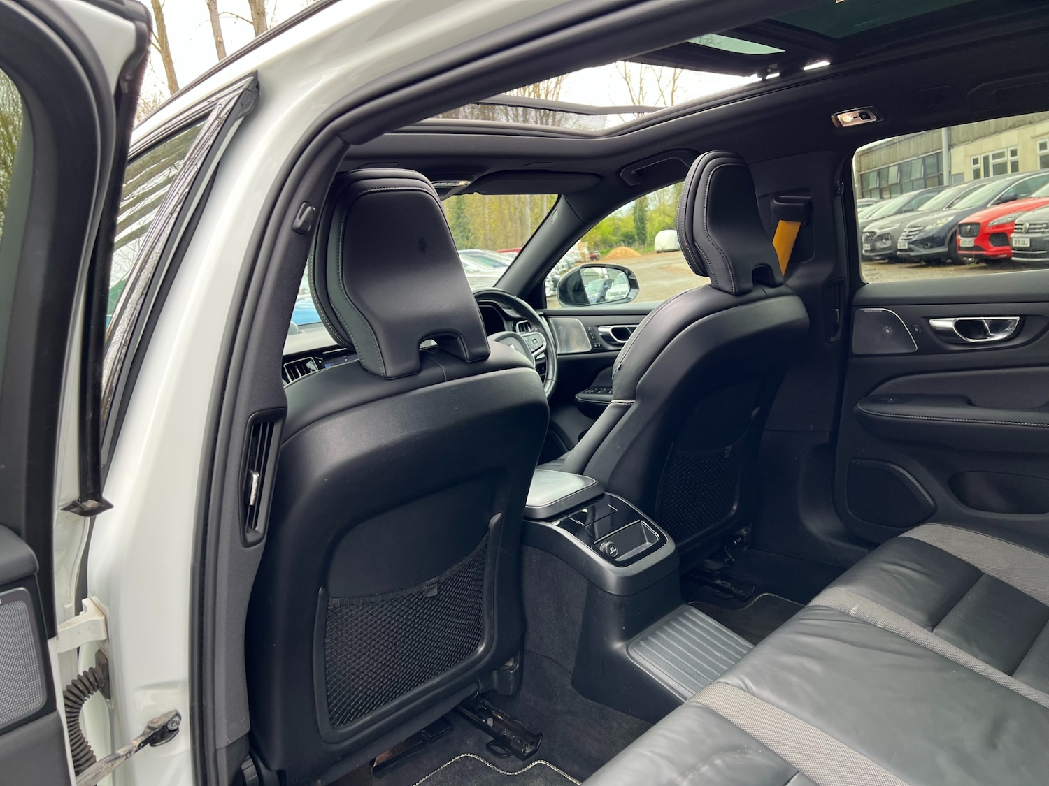 Used Volvo V60 2020 for sale - 78040597: Photo 25