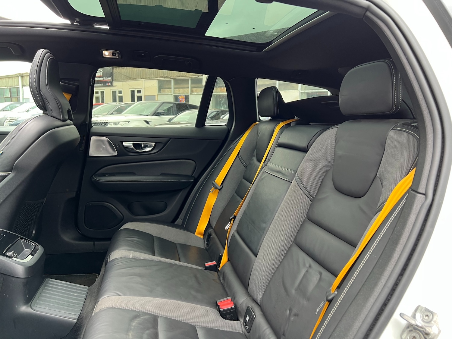 Used Volvo V60 2020 for sale - 78040597: Photo 27