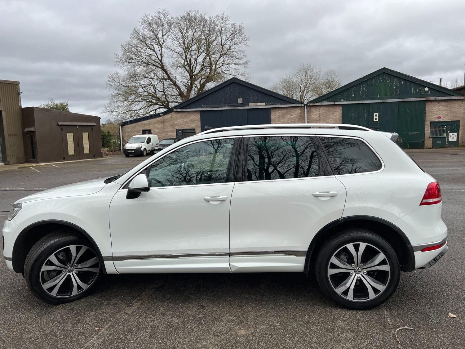 Used Volkswagen Touareg 2014 for sale - 77630175: Photo 12