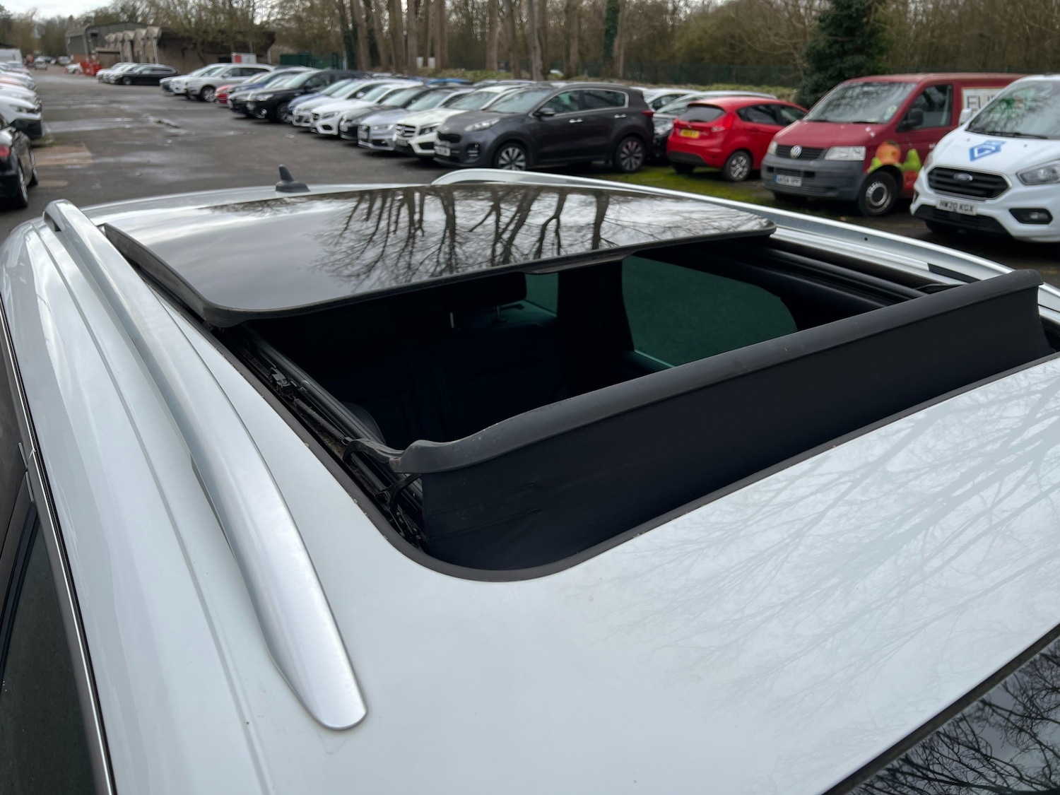 Used Volkswagen Touareg 2014 for sale - 77630175: Photo 3