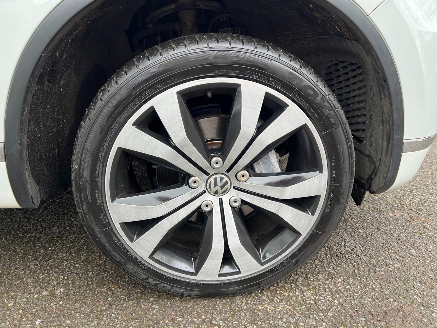 Used Volkswagen Touareg 2014 for sale - 77630175: Photo 41