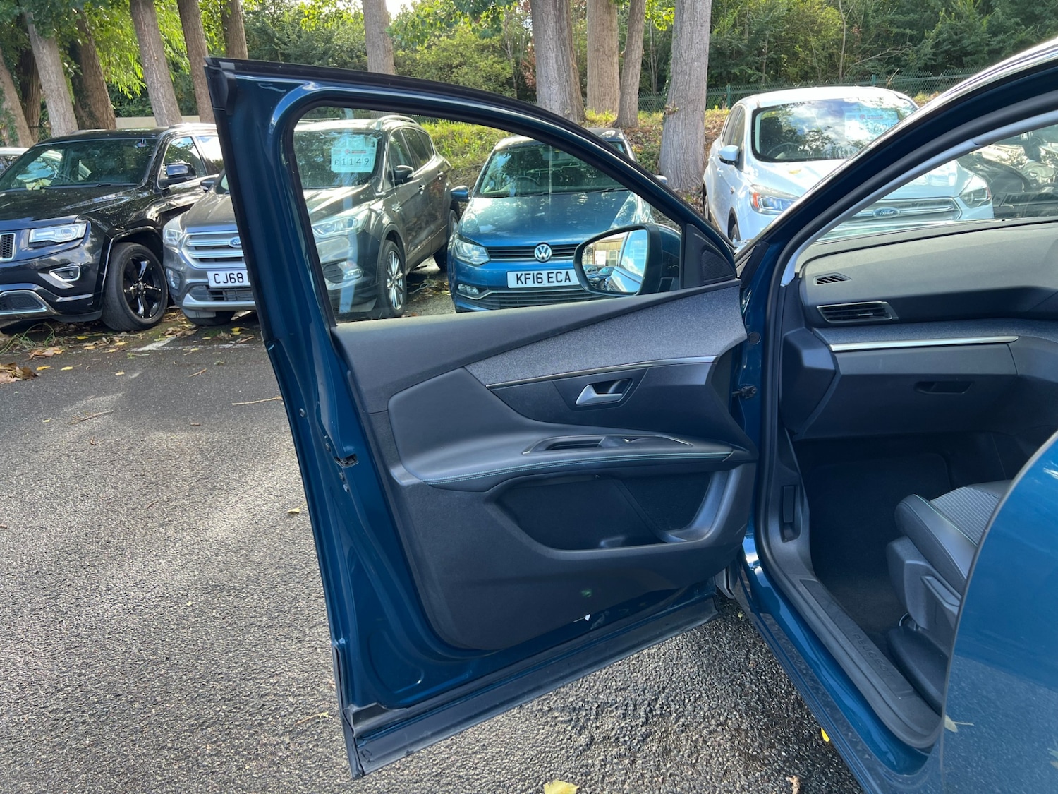 Vehicle 28