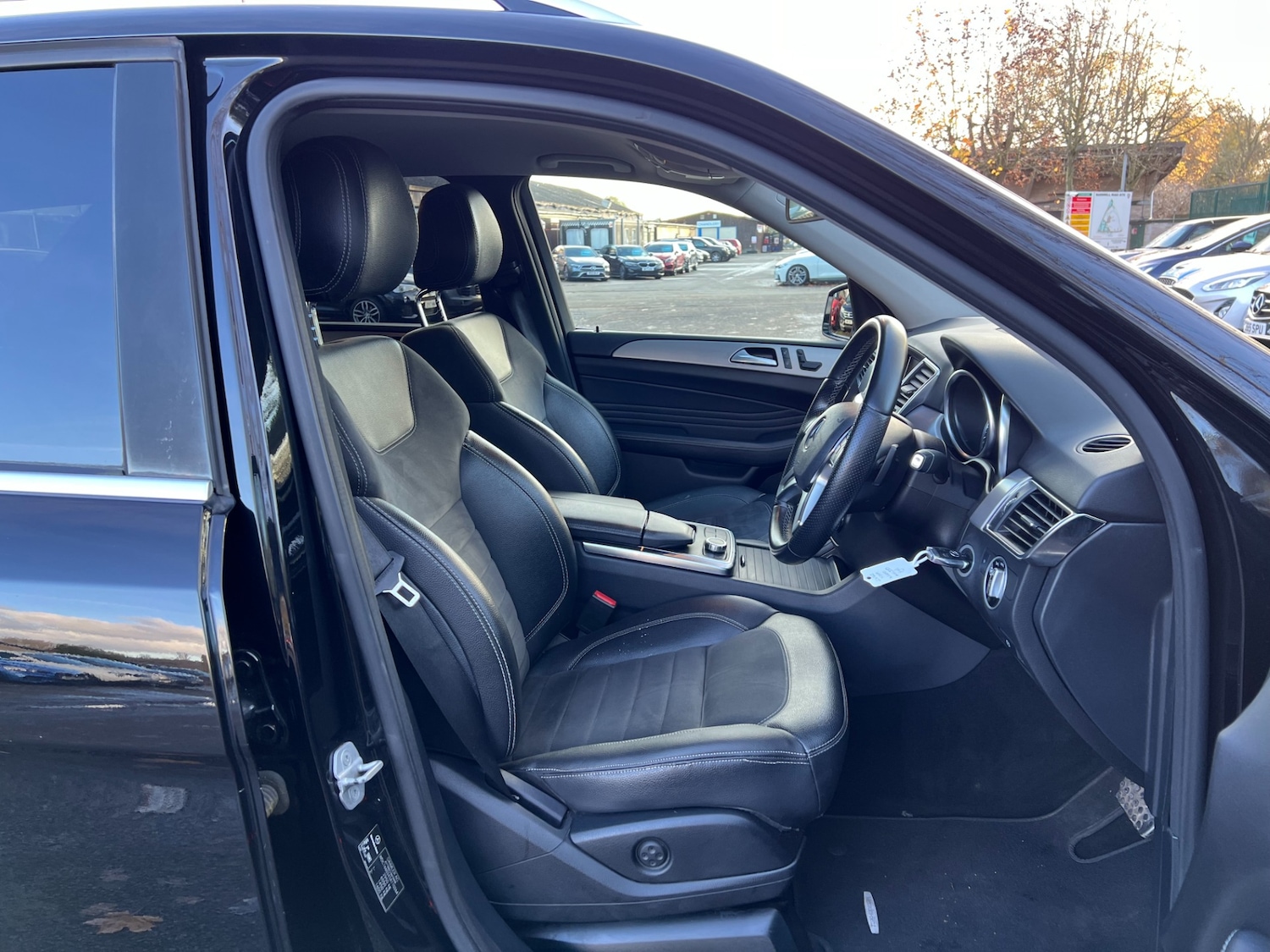 Used Mercedes-Benz M Class 2012 for sale - 76568204: Photo 17