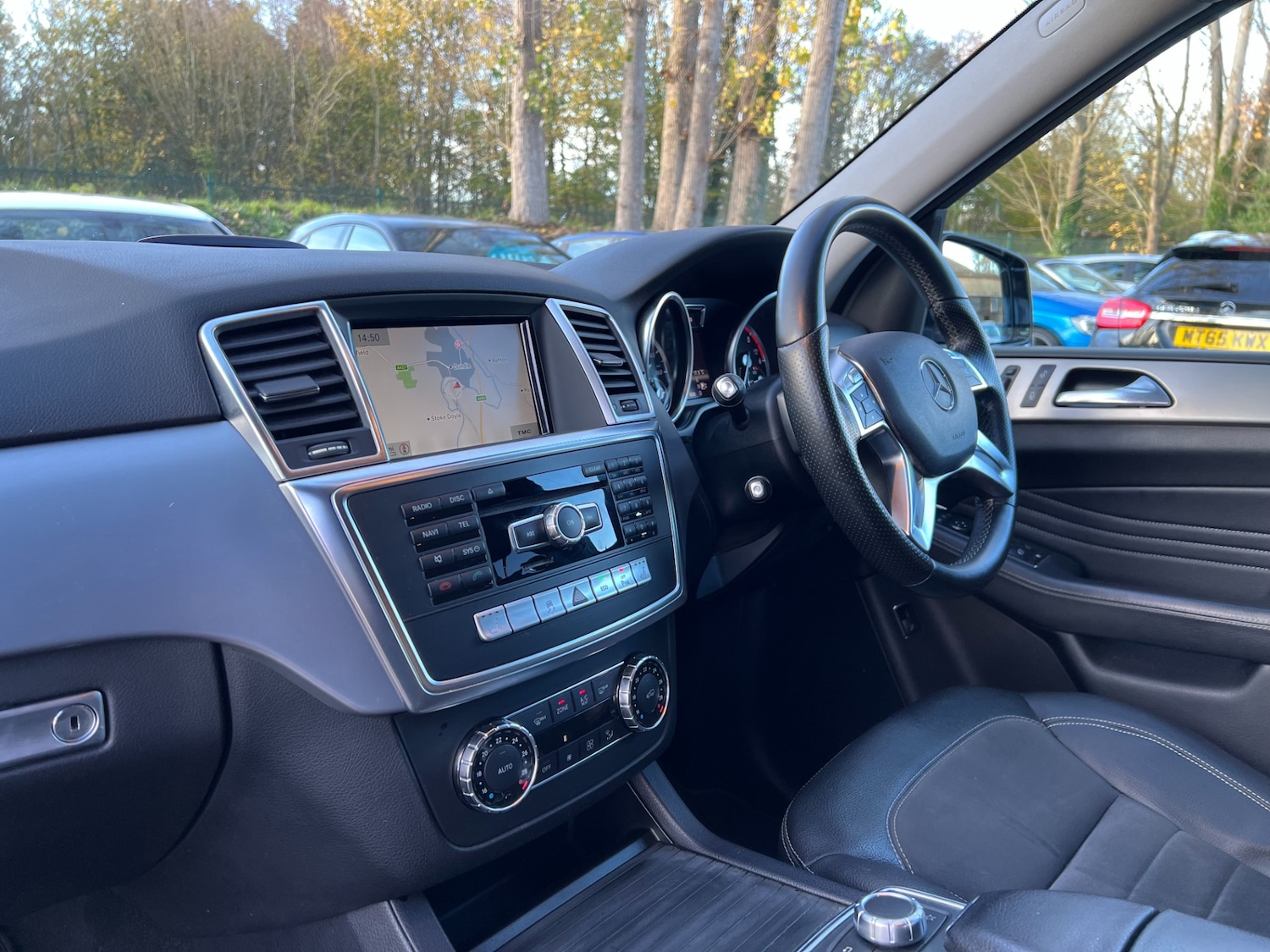 Used Mercedes-Benz M Class 2012 for sale - 76568204: Photo 23