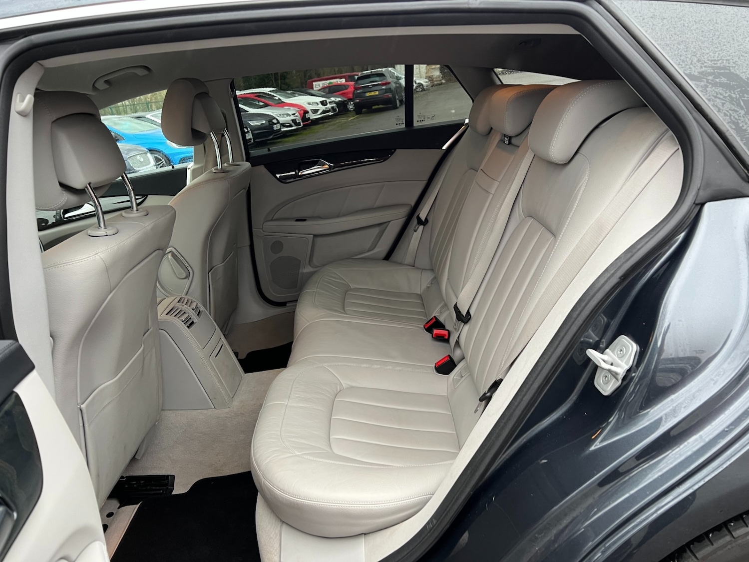 Used Mercedes-Benz CLS 2013 for sale - 77283053: Photo 27