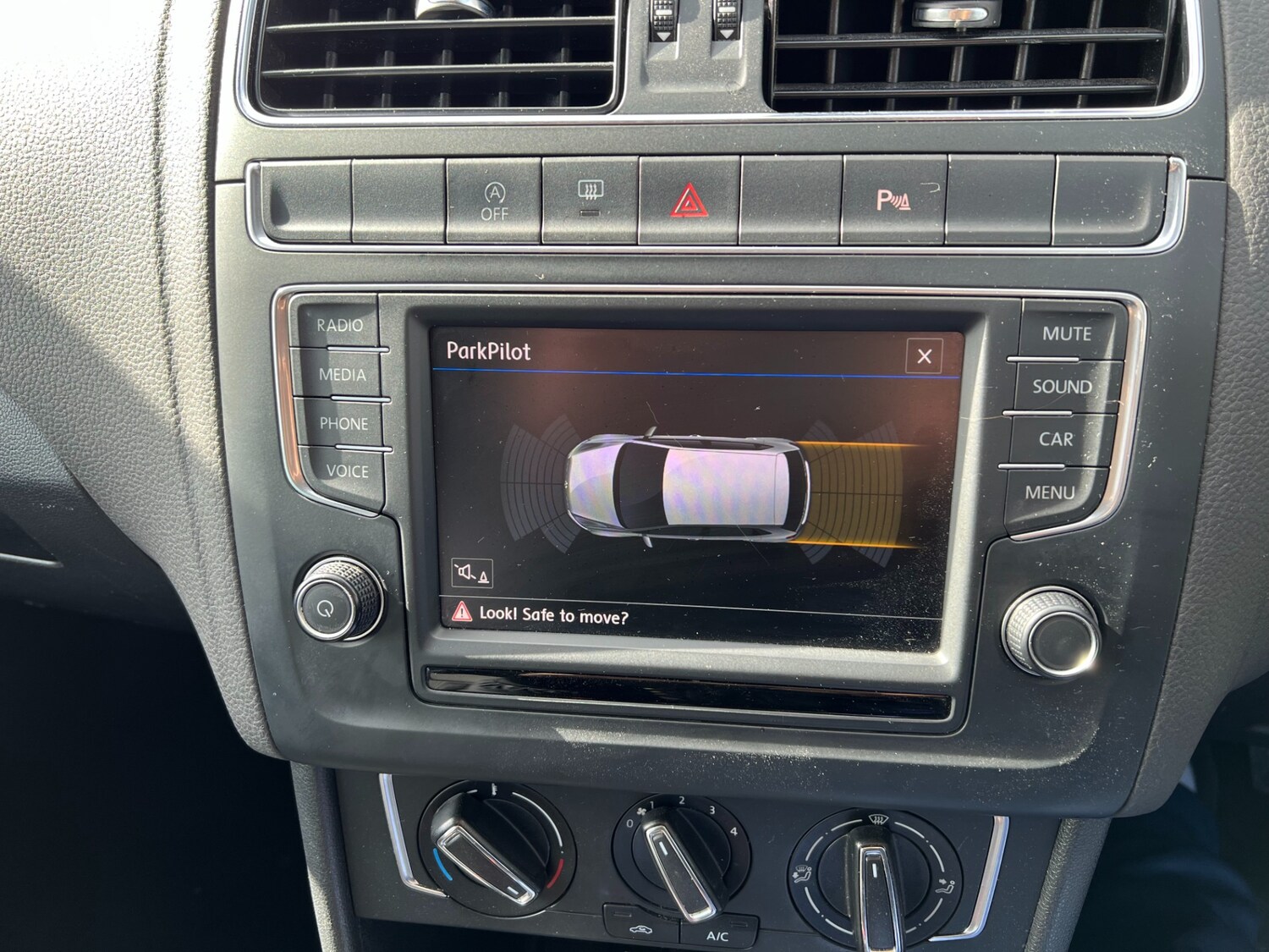 Used Volkswagen Polo 2017 for sale - 77873699: Photo 17