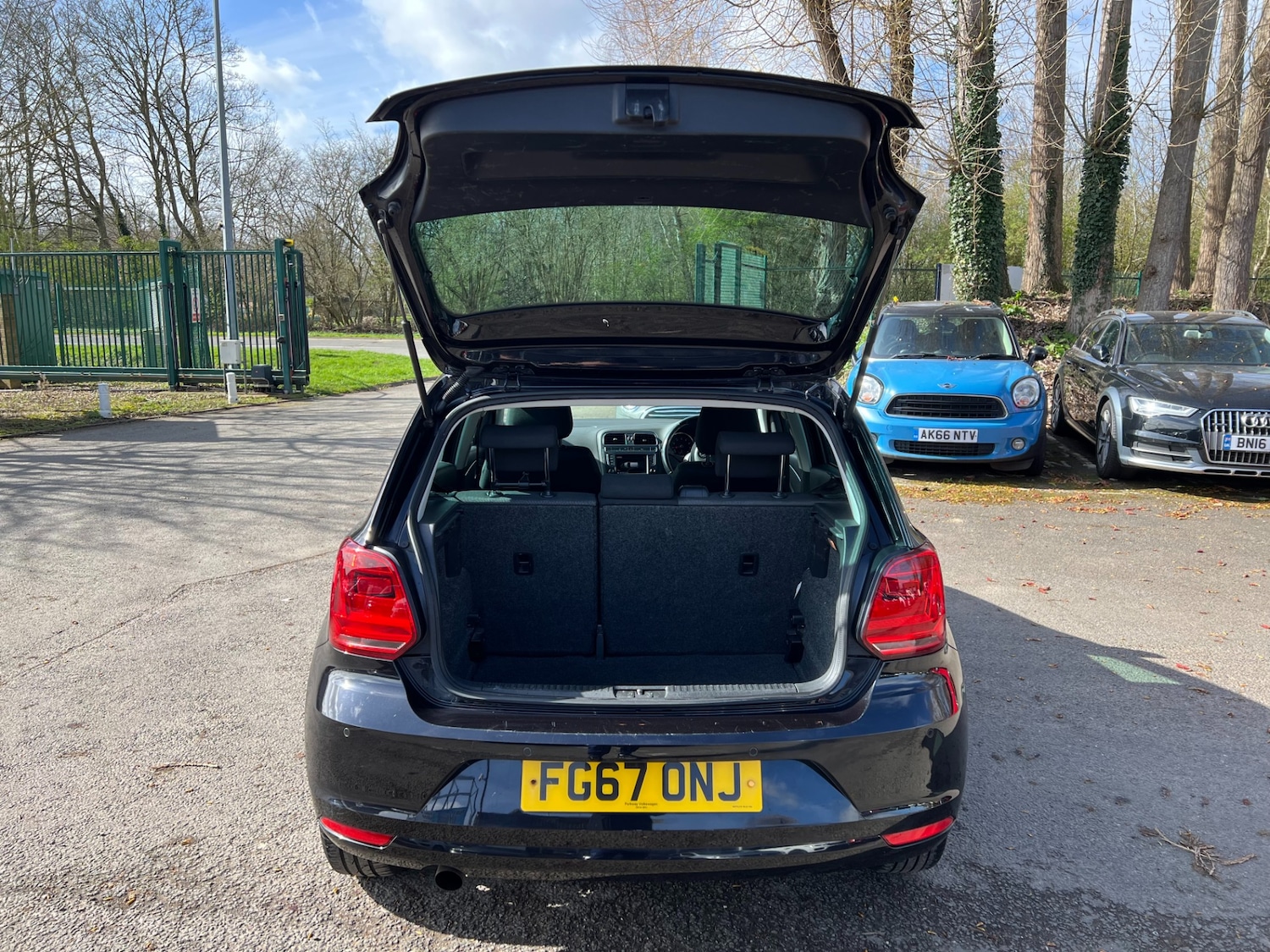 Used Volkswagen Polo 2017 for sale - 77873699: Photo 7