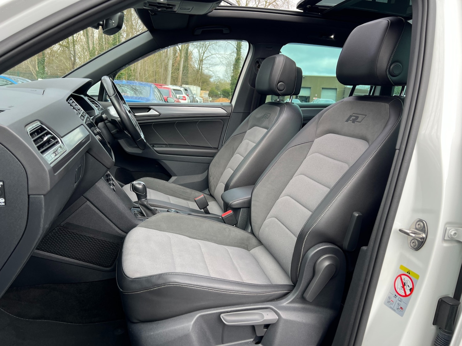 Used Volkswagen Tiguan 2018 for sale - 77435347: Photo 31