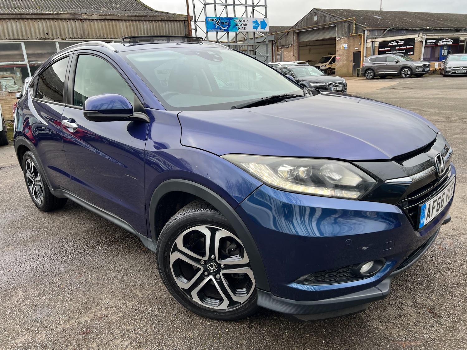 Used Honda HR-V 2016 for sale - 77532338: Photo 4