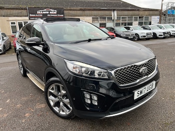 Used Kia Sorento 2017 for sale - 77054978: Photo