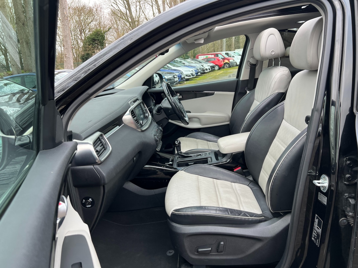 Used Kia Sorento 2017 for sale - 77054978: Photo 21