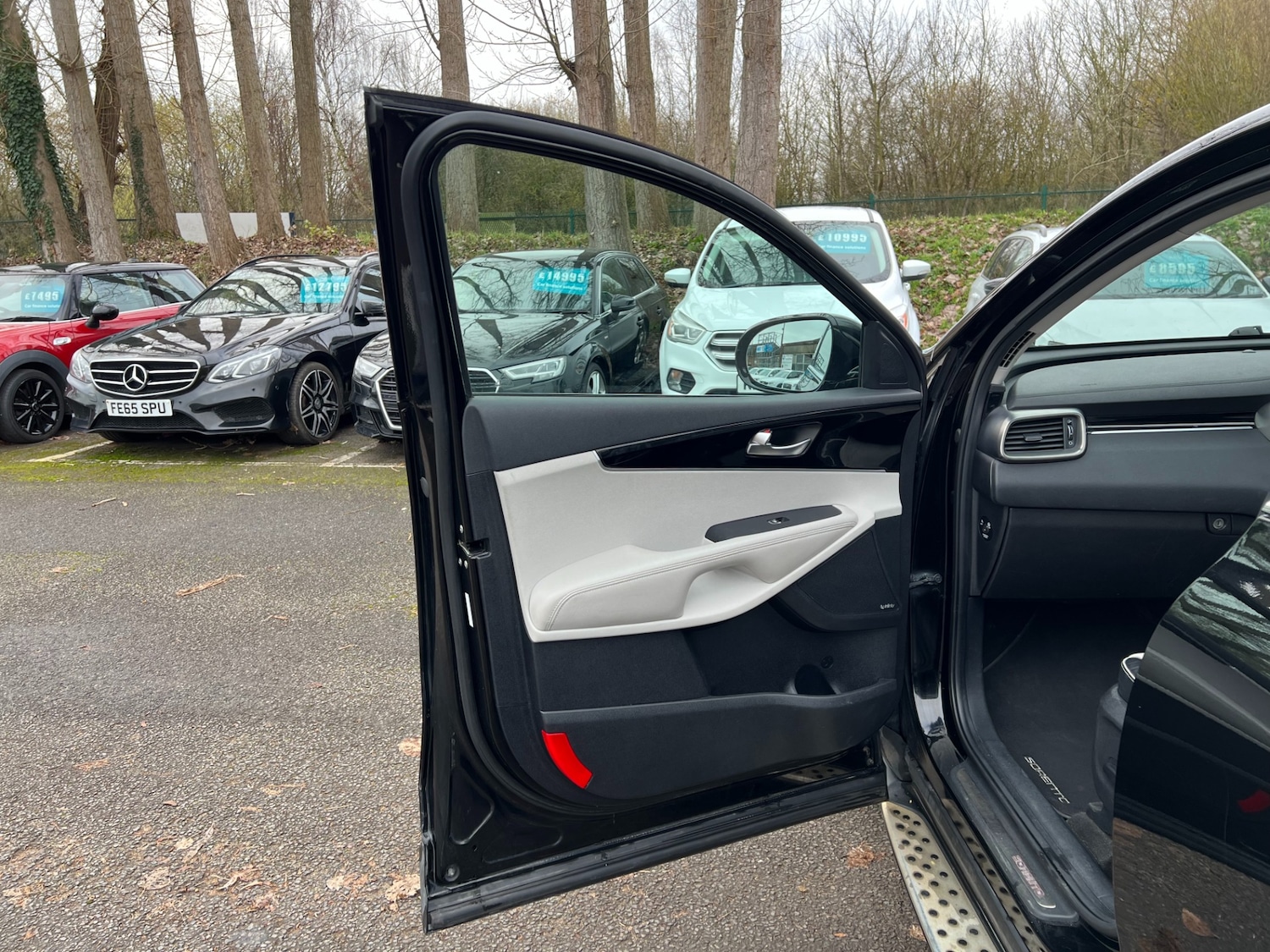 Used Kia Sorento 2017 for sale - 77054978: Photo 32