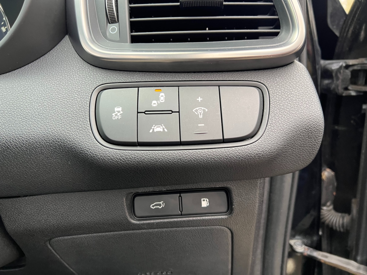 Used Kia Sorento 2017 for sale - 77054978: Photo 42