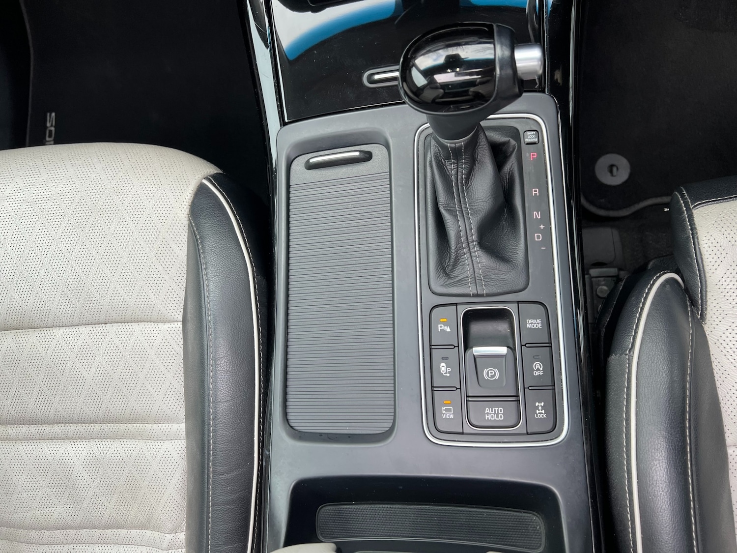 Used Kia Sorento 2017 for sale - 77054978: Photo 52