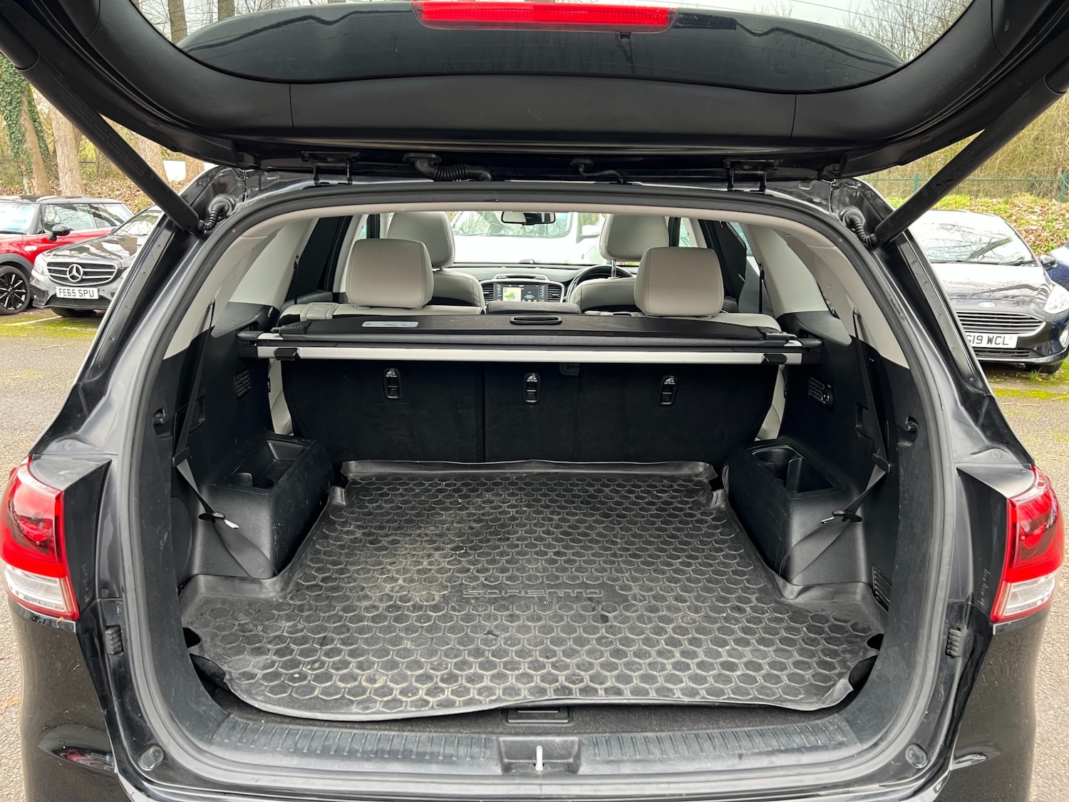 Used Kia Sorento 2017 for sale - 77054978: Photo 9