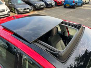 Used Volkswagen Golf 2018 for sale - 75025853: Photo