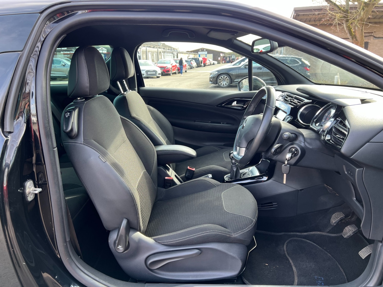 Used Citroen DS3 2013 for sale - 77662887: Photo 20