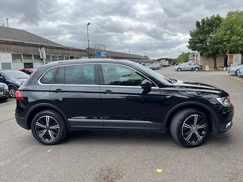 Used Volkswagen Tiguan 2016 for sale - 75651310: Photo