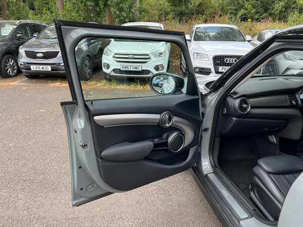 Used MINI Hatch 2019 for sale - 75119669: Photo 30