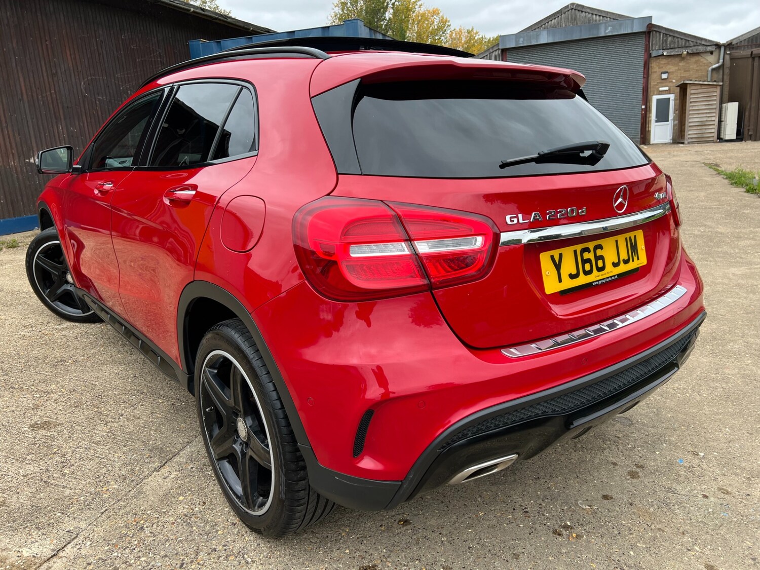 Used Mercedes-Benz GLA 2017 for sale - 76232822: Photo 10