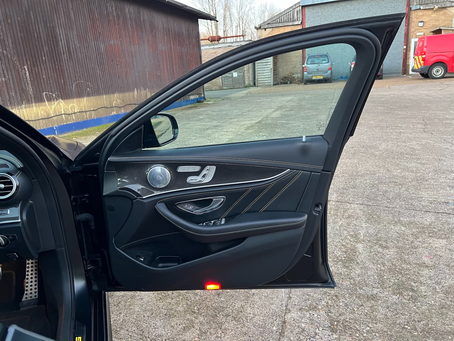 Used Mercedes-Benz E Class 2017 for sale - 76895011: Photo 36