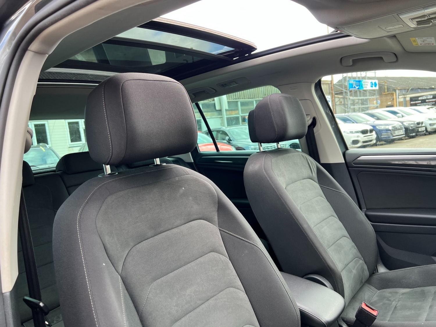 Used Volkswagen Tiguan 2018 for sale - 78122811: Photo 26