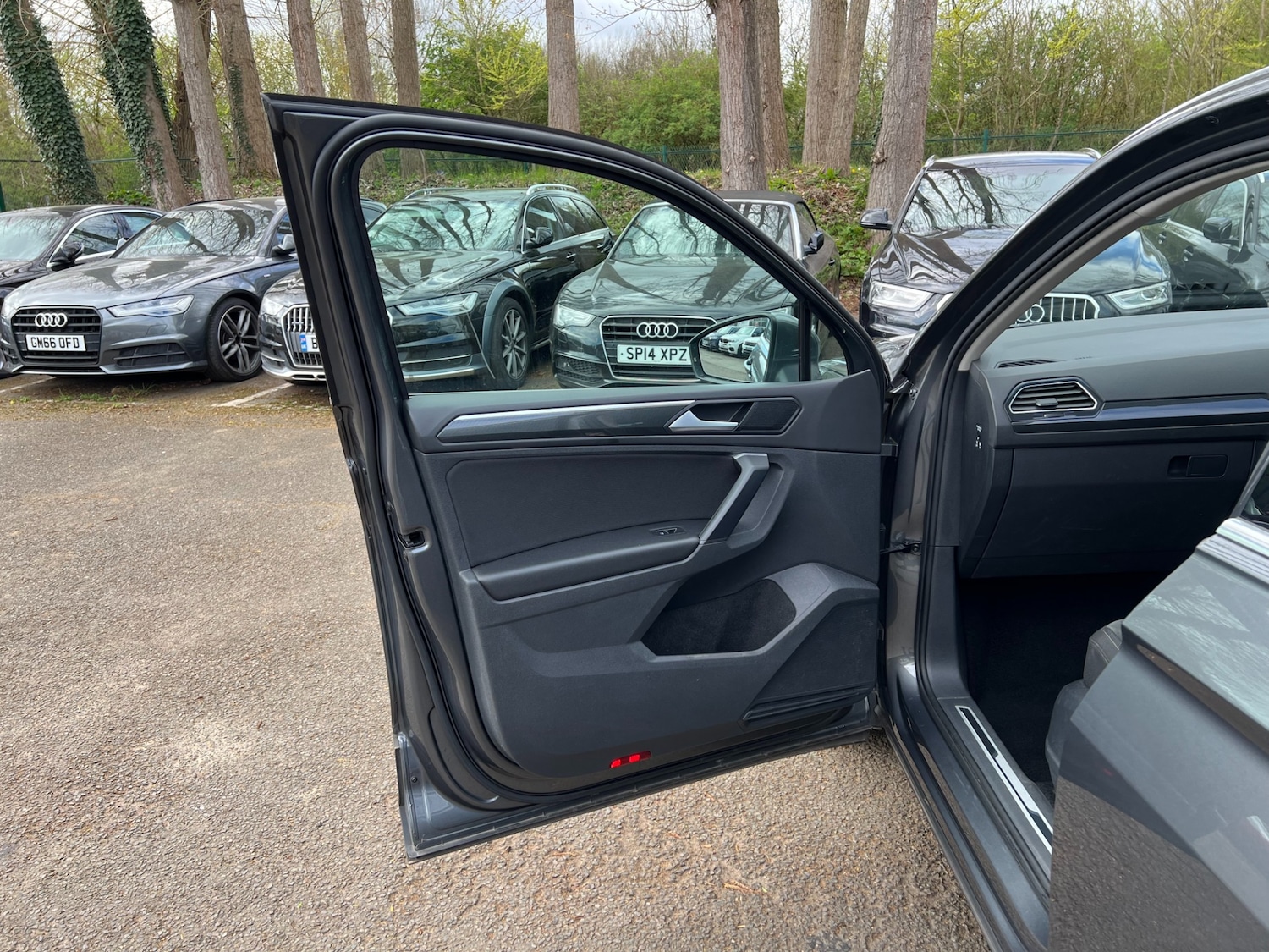 Used Volkswagen Tiguan 2018 for sale - 78122811: Photo 33