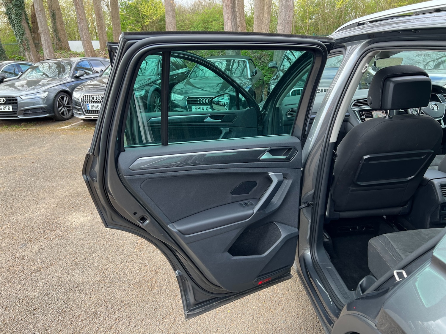 Used Volkswagen Tiguan 2018 for sale - 78122811: Photo 34