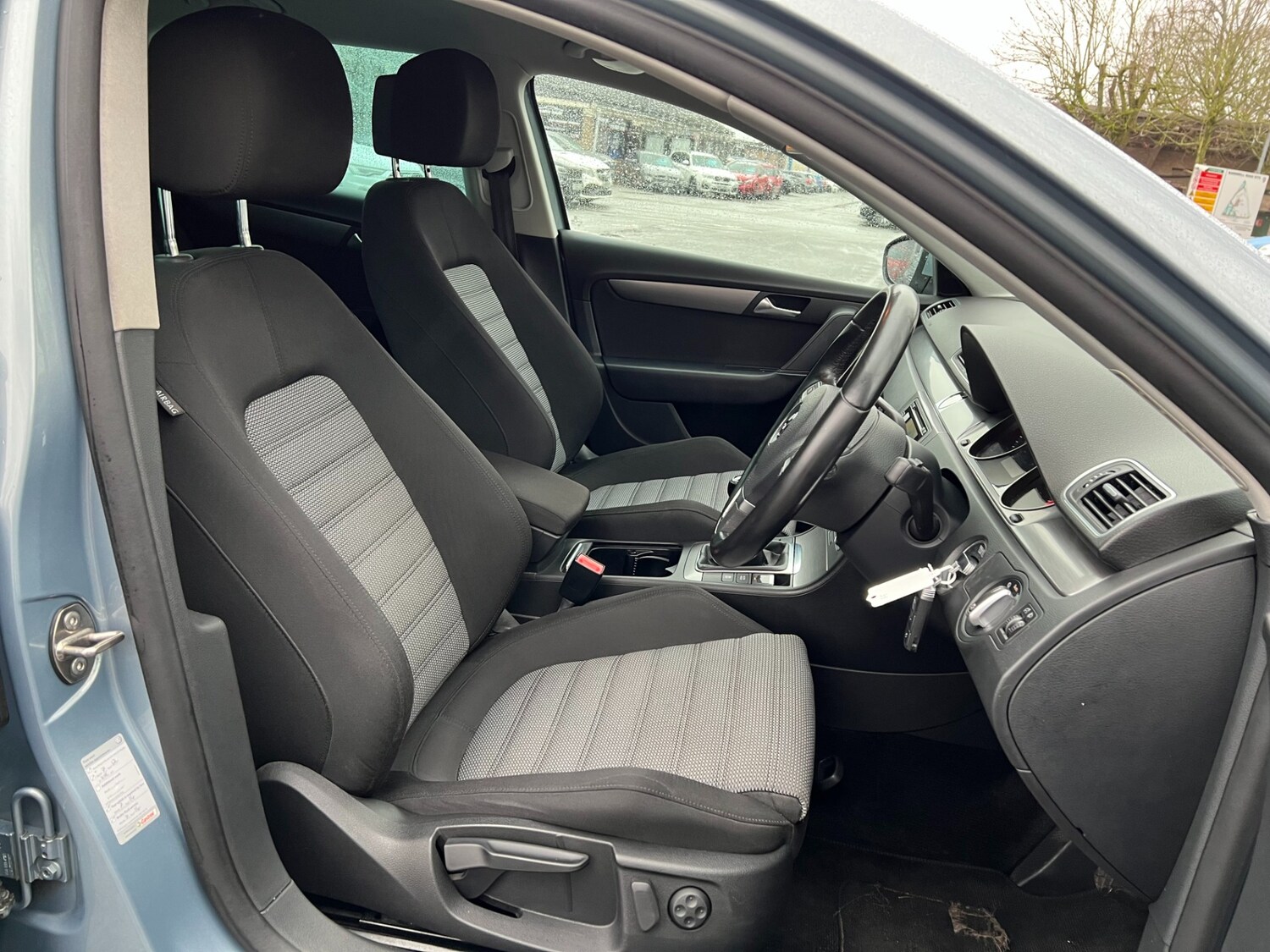 Used Volkswagen Passat 2011 for sale - 77283902: Photo 24