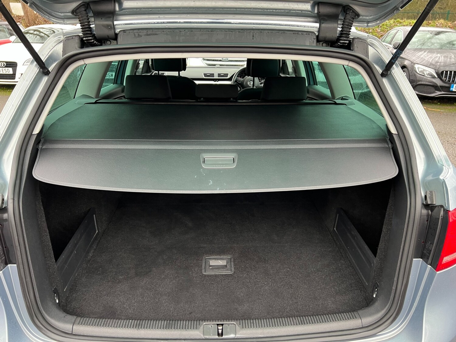 Used Volkswagen Passat 2011 for sale - 77283902: Photo 9