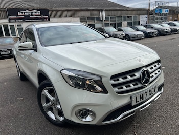 Mercedes-Benz - GLA