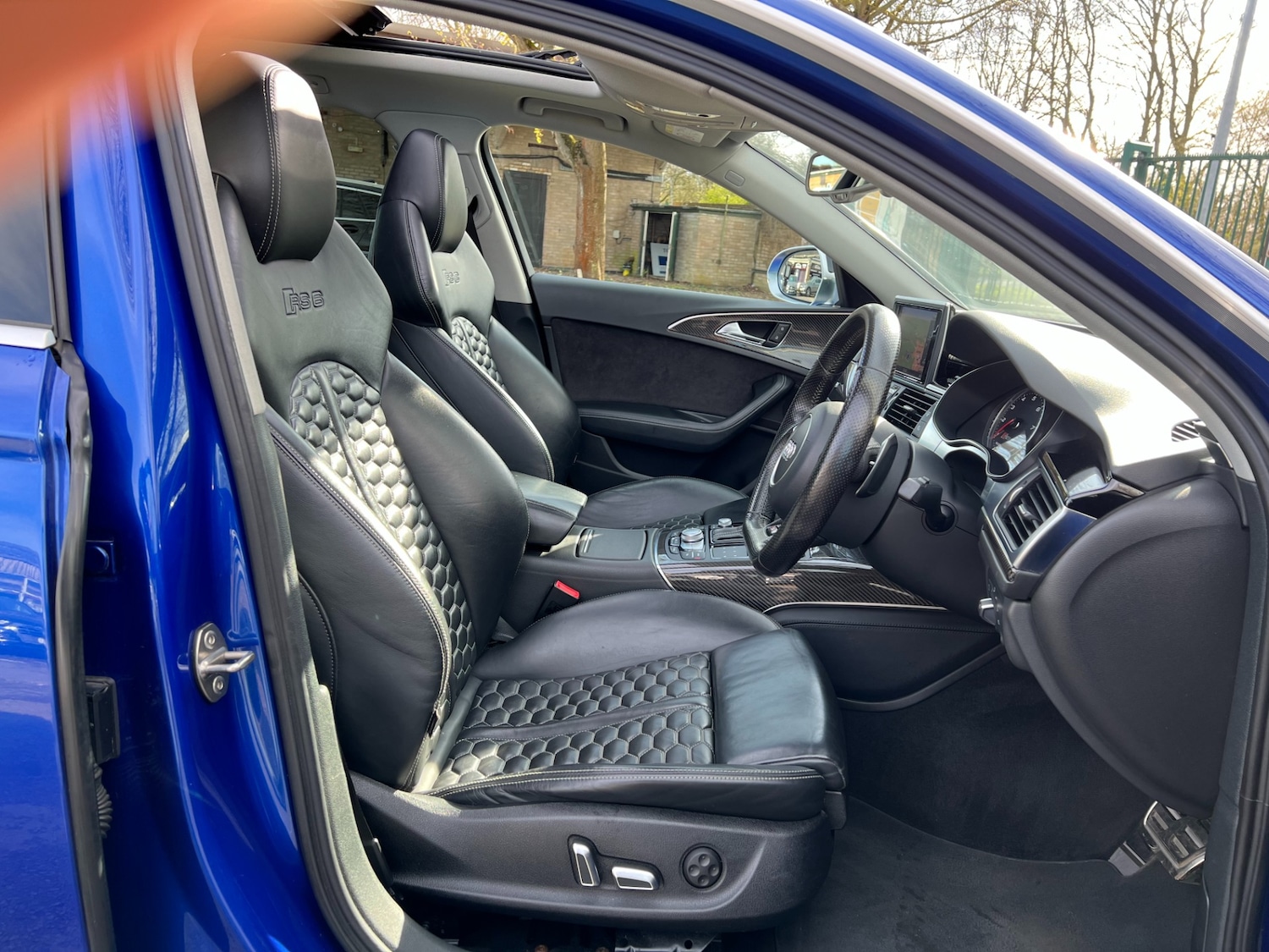 Used Audi RS6 2015 for sale - 78026339: Photo 24