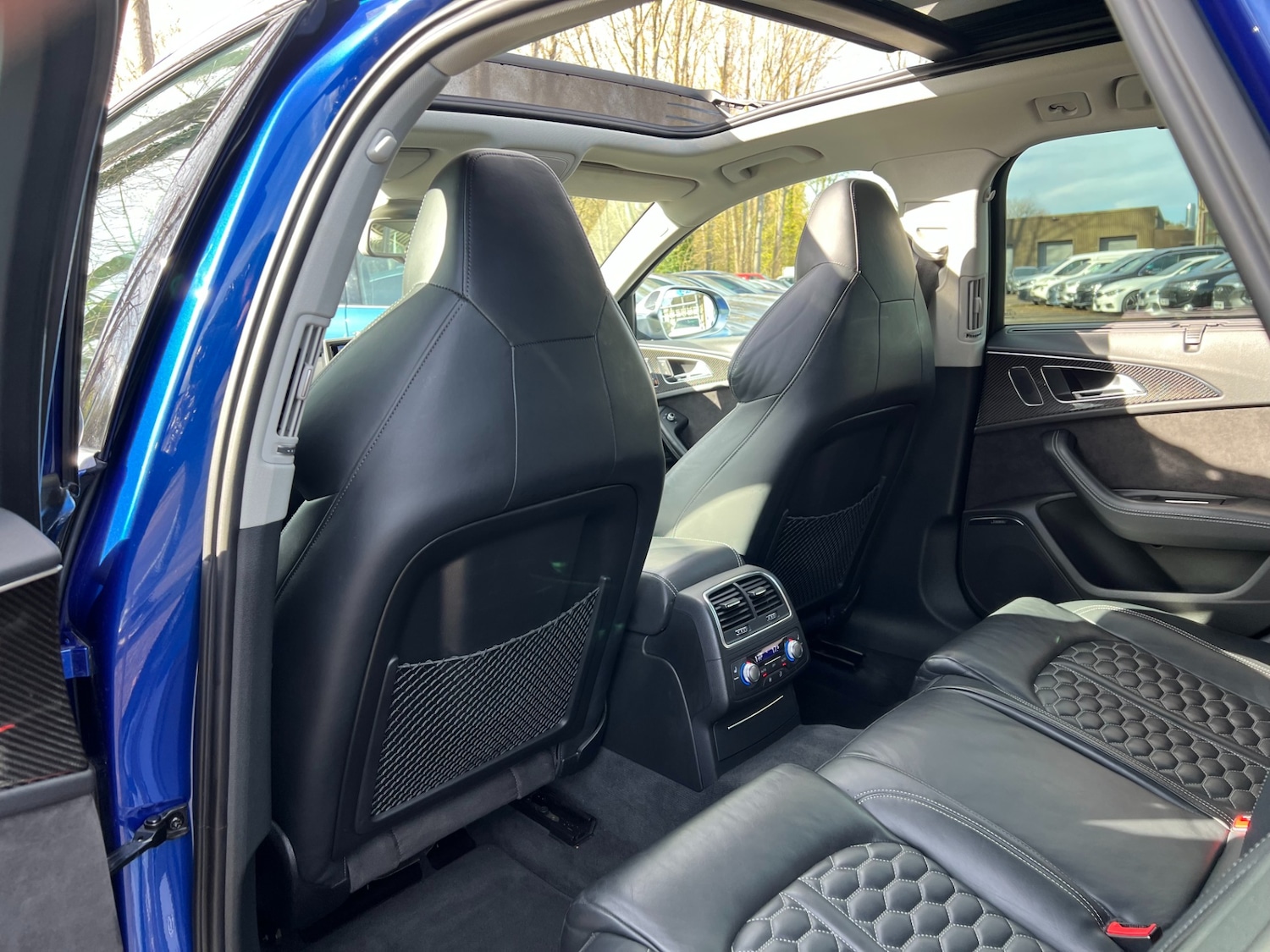 Used Audi RS6 2015 for sale - 78026339: Photo 30