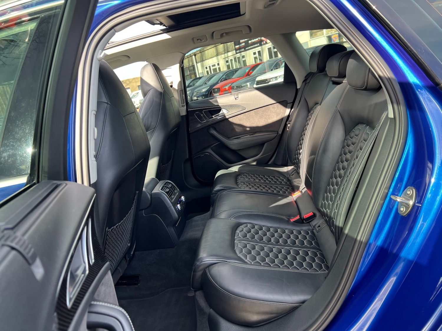 Used Audi RS6 2015 for sale - 78026339: Photo 31