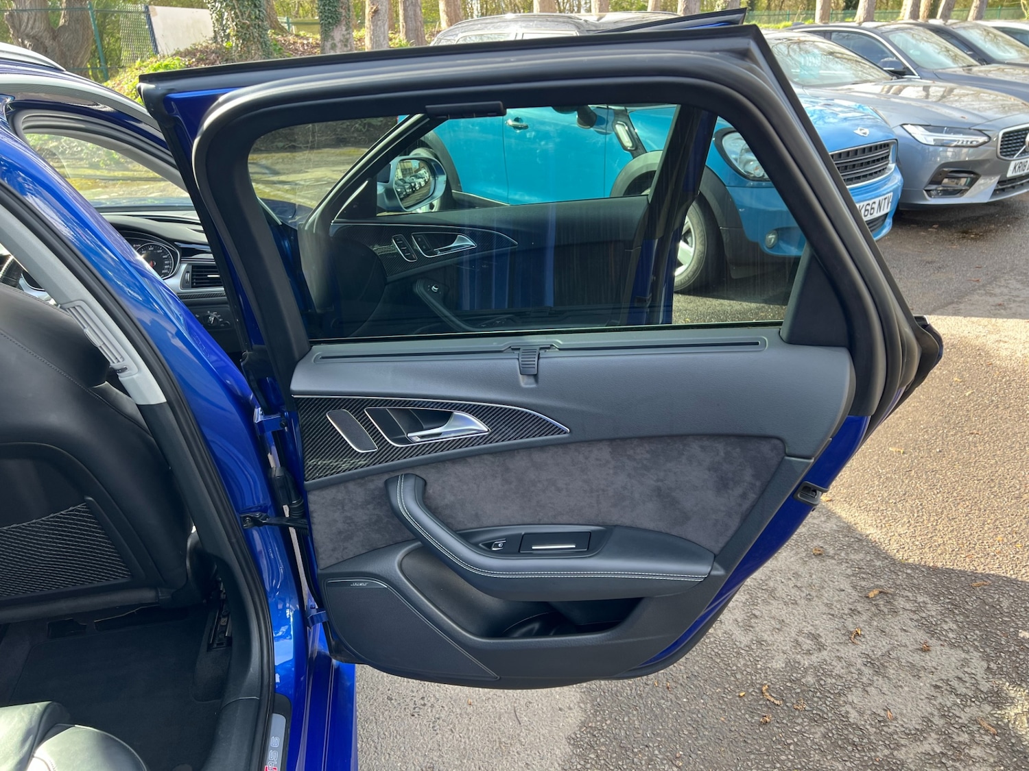 Used Audi RS6 2015 for sale - 78026339: Photo 39