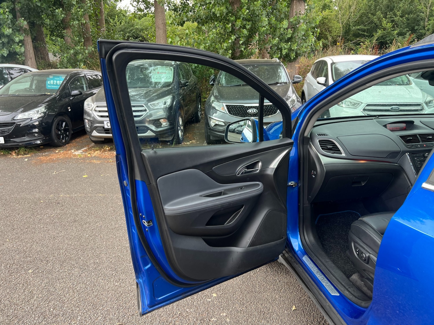 Vehicle 28