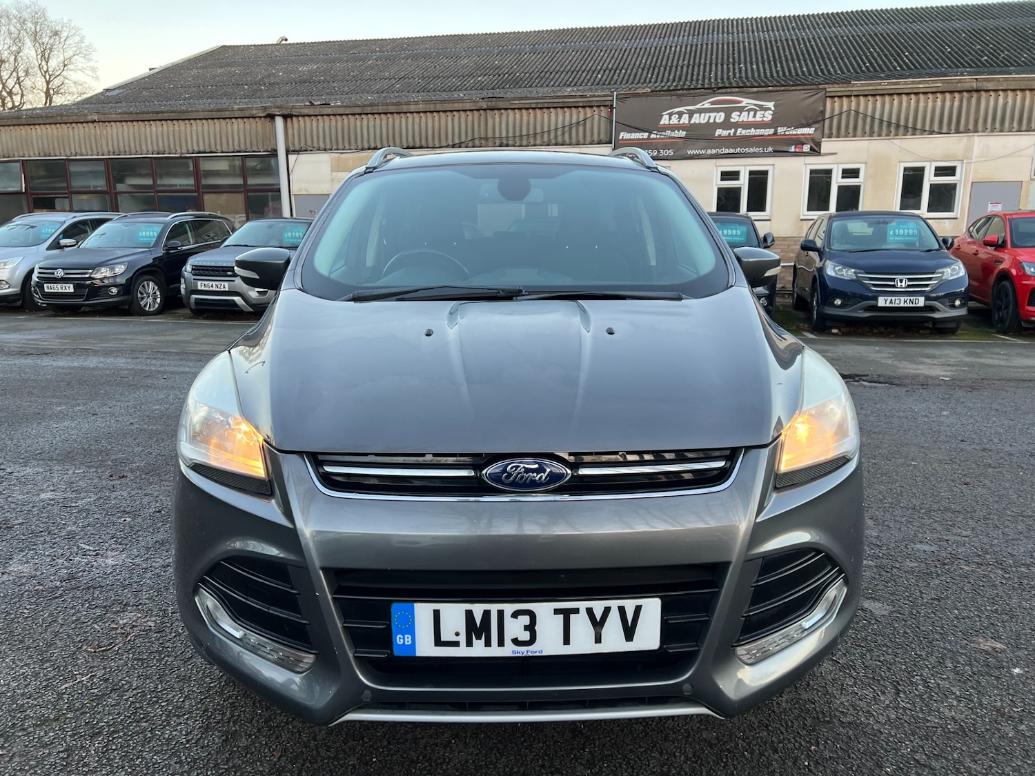 Used Ford Kuga 2013 for sale - 77012111: Photo 2