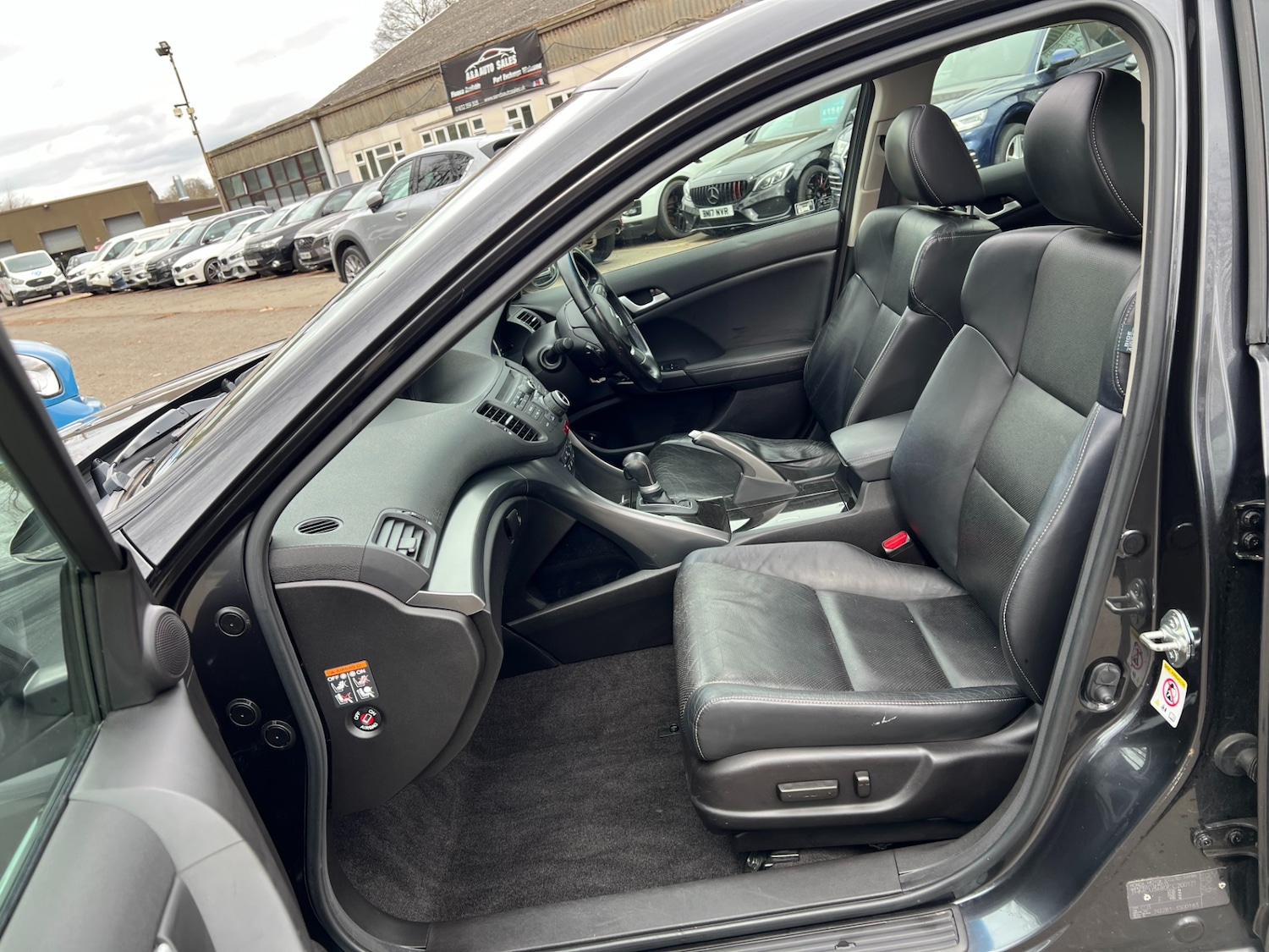 Used Honda Accord 2012 for sale - 77998767: Photo 12