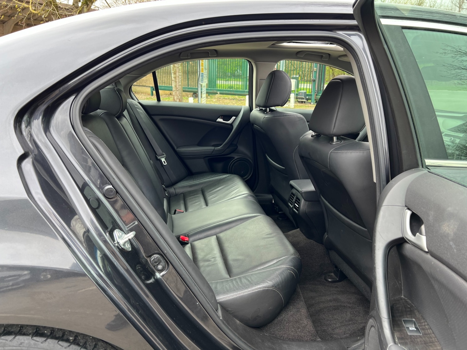 Used Honda Accord 2012 for sale - 77998767: Photo 25