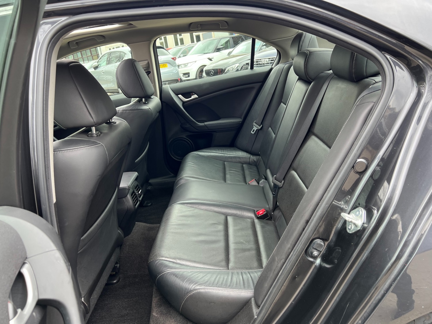 Used Honda Accord 2012 for sale - 77998767: Photo 29