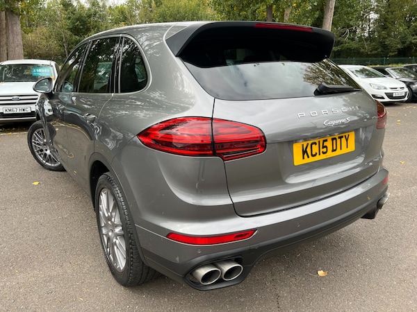 Used Porsche Cayenne 2015 for sale - 76207721: Photo 12