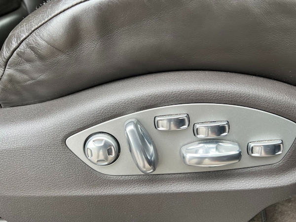 Used Porsche Cayenne 2015 for sale - 76207721: Photo 29